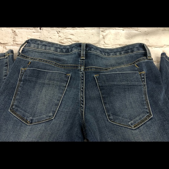 ✨Mossimo - Mid Rise Straight Leg Jeans - Gently Used - Measurements in Pics✨ - Picture 5 of 14